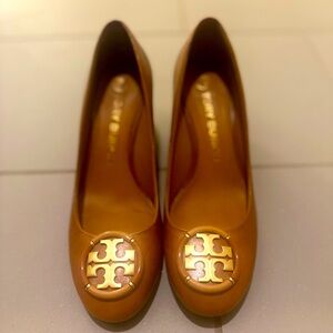 Tory Burch Wedge Heels, size 9 in great condition!